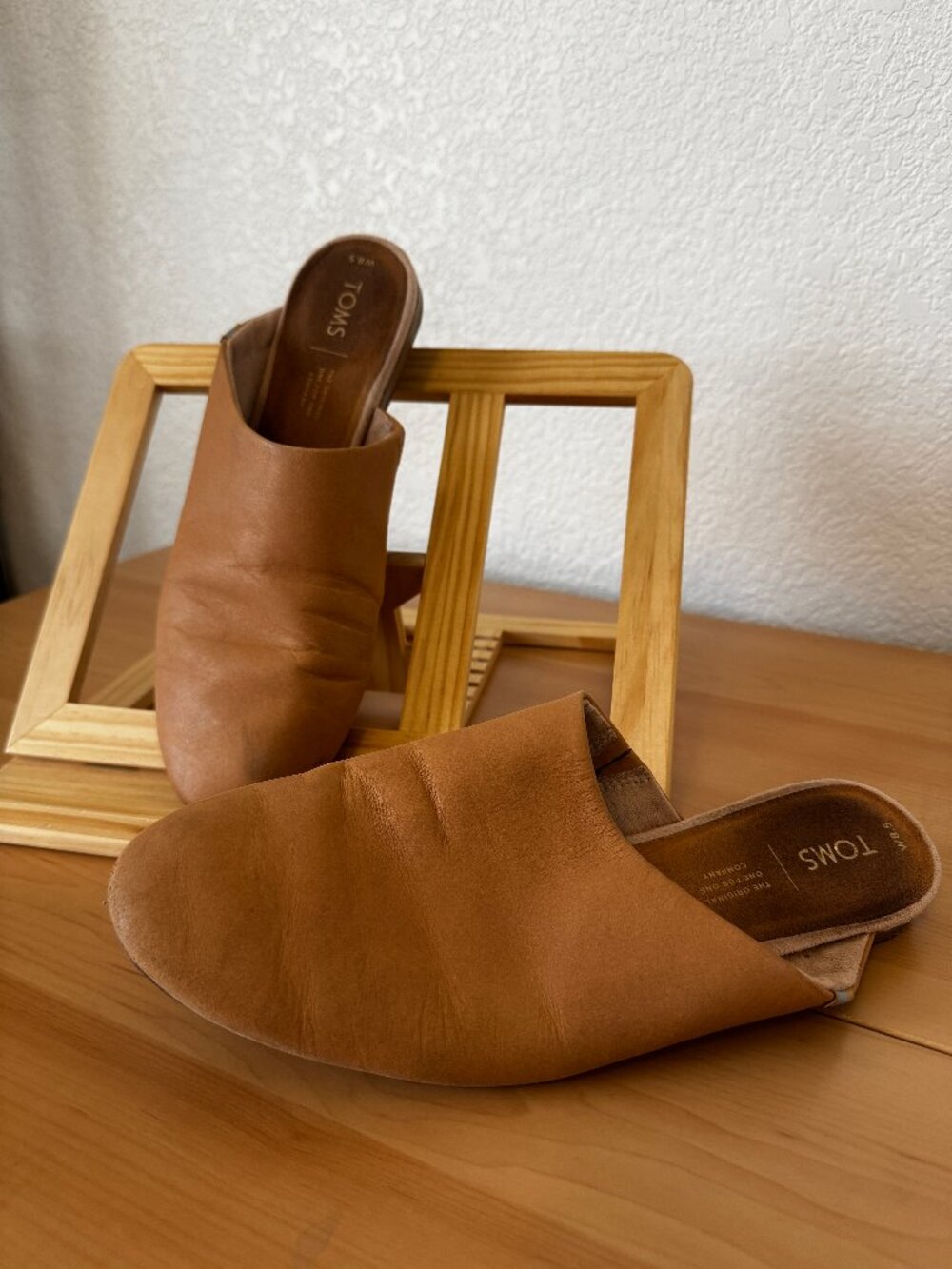 Womens Toms Kellie Tan Leather Mule Clog Slide in 8.5